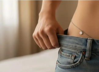 Dodaj ovo u jogurt svako jutro i stomak ti se topi za samo 7 dana!