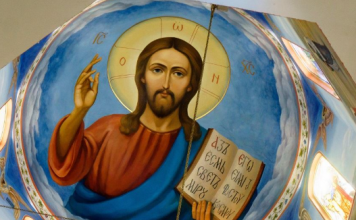 Duhovnik sa Svete Gore istakao kako se pravilno izgovara molitva za upokojene: Svi pravimo istu grešku i tako narušavamo mir preminulih