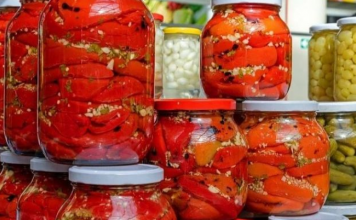 Kako se pravilno STERILIŠU tegle i flaše za ZIMNICU: Uradite ovako i nikad se više neće kvariti