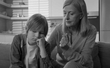 Toksična majka se ponaša ovako: U stanju je da uništi dijete za čitav život, a da toga nije ni svjesna