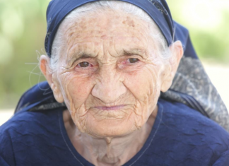 7 stvari koje nakon 60. godine ne treba držati na vidnom mestu u kući: Veruje se da donose samoću i bedu