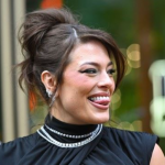 Žena sa najsavršenijim telom i 100 kilograma skinula se u donji veš i pokazala svaki deo svog tela: Svi su sinoć gledali samo u nju