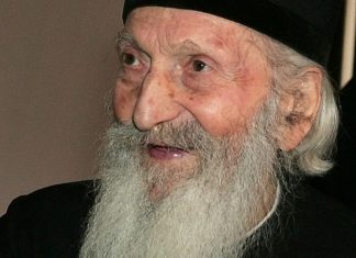 Patrijarh Pavle o najvećem zlu koje može da zadesi svaku porodicu: Kad ovo uđe u kuću, sloga i mir izlaze iz nje, a svađe, nesreća i sukobi postaju svakodnevica