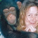 Sandra je godinama gajila šimpanzu i spavala sa njom, ne sluteći šta će je snaći: Taj užas potresao je ceo svet
