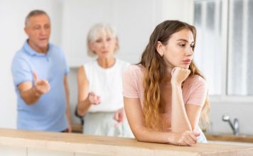 Pet razloga zašto odrasla djeca prekidaju veze sa svojim roditeljima, prema studijama