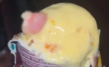 U sladoledu pronašao nešto što tamo ne bi trebalo biti: ‘Osjetio sam čvrsti komadić u ustima…’