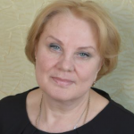 Milka (67) sahranila muža, pa ludo zavolela 17 godina mlađeg: Njihov odnos zabezeknuo okolinu, a reakcija njene dece je neverovatna