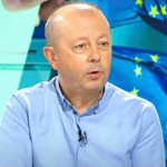 Ljudi misle da im je pao pritisak, a ustvari srce je stalo na trenutak: Srpski kardiolog otkrio šta prvo da uradite kad preskače i lupa