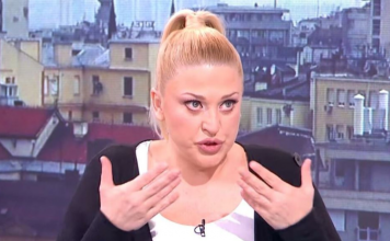 “Moji roditelji su sinu dali nasledstvo, pa nek im on nosi prezime, ja neću”: Naša voditeljka otkrila na koji način ju je porodica razočarala