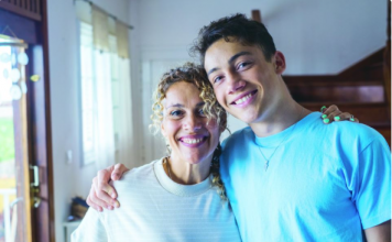 8 grešaka koje majka pravi, a zbog kojih će njena odrasla deca izgubiti poštovanje prema njoj