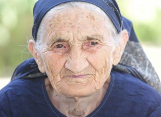 Veruje se da ove stvari nikako ne valja raditi u tuđoj kući: Tako navlačite bedu i nesreću i sebi i drugima