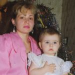 Milu otac napustio sa godinu dana: Majka radila 2 posla da je školuje za lekara, a 25 godina kasnije stiže poziv ‘Bolestan sam, kćeri, želim da me lečiš’