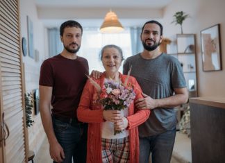 “Imam 22 godine, u vezi sam sa ženom od 52, sa nama živi njen sin od 34”: Cela Srbija zna njihovu priču, a ovaj detalj je svima šokantan