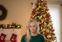 Na moj 50. rođendan ćerka i sin su mi poklonili kovertu. Kada sam je otvorila i videla poklon, osećala sam se toliko neprijatno da nisam želela da razgovaram s njima.