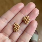 Bele grudvice u jajetu: šta to zaista znači i da li treba da brinete?