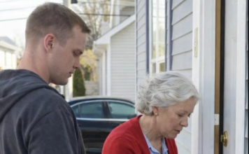 Nakon gubitka supruge, svakog meseca sam njenoj majci uplaćivao 300 dolara — sve dok nisam saznao istinu.