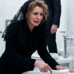 Moj sin je mislio da sam nemoćna udovica i rekao mi da čistim njegovo kupatilo — Nije znao da cijela kompanija pripada meni