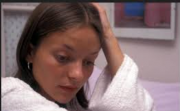 OVAKO IZGLEDA ŽENA KOJA JE NESRETNA U BRAKU: 10 signala koji se vide na kilometar