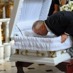 Posle sahrane voljene osobe odmah se iznose 4 stvari napolje: Narodno verovanje kaže da duša ne može da ode dok su one tu