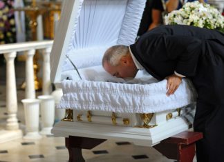 Posle sahrane voljene osobe odmah se iznose 4 stvari napolje: Narodno verovanje kaže da duša ne može da ode dok su one tu