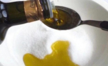 MJEŠAVINA SOLI I MASLINOVOG ULJA: Nakon ovog tretmana nećete osjetiti nikakvu bol u vratu i kičmi za sljedećih pet godina