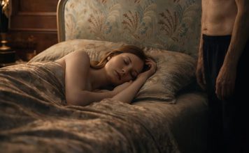 Udata sam za starca da bih spasila bolesnog oca, s uvjetom da svake večeri prije spavanja popijem čudnu tabletu, a nisam imala pojma šta mi se dešava dok spavam 😢 Ali jednog dana sam odlučila postaviti skrivenu kameru i doživjela šok kad sam vidjela šta se događa 😲😱