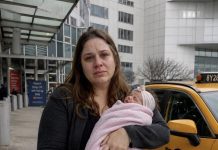 MOJ MUŽ JE ODBIO DA MENE I NAŠU NOVOROĐENU BEBU ODVEZE KUĆI IZ BOLNICE JER BI MU DIJETE MOGLO “UPRLJATI AUTO” — ono što je njegova baka uradila iste večeri ostavilo ga je bez riječi.