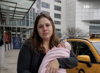 MOJ MUŽ JE ODBIO DA MENE I NAŠU NOVOROĐENU BEBU ODVEZE KUĆI IZ BOLNICE JER BI MU DIJETE MOGLO “UPRLJATI AUTO” — ono što je njegova baka uradila iste večeri ostavilo ga je bez riječi.