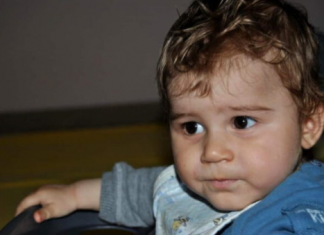 AUTIZAM SE NE POJAVLJUJE PREKO NOĆI: Ovi sitni signali u ponašanju djeteta prvi su alarm