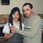 Darko iz Aleksinca oženio Albanku pa iznenadio tazbinu onim što ima u kući: Kad su dobili sina i ćerku, usledio je pakao