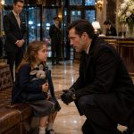 “Mama je bolesna i njezin šef joj ne plaća”, rekla je djevojčica — i tada se umiješao šef mafije - featured image