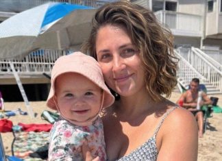 Moja svekrva ismijavala me jer sam, prema njezinim riječima, „jela previše za plažu“, a cijela se obitelj smijala zajedno s njom — ali prije zalaska sunca već je upirala prstom u mene i vrištala: „Kako si mi mogla ovo učiniti?!“ 😨
