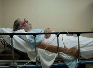 MUŠKARAC SE PROBUDIO I SHVATIO DA GA NEŠTO SVE VRIJEME GRIZE: Ubrzo preminuo u najgorim mukama MUŠKARAC SE PROBUDIO I SHVATIO DA GA NEŠTO SVE VRIJEME GRIZE: Ubrzo preminuo u najgorim mukama - featured image