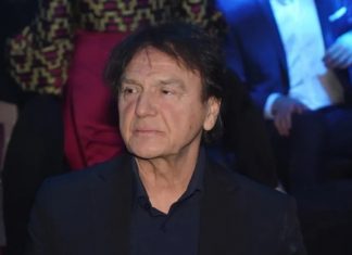 “Tražiću alimentaciju za sve ove godine, skupo će mi platiti” Ovaj pevač JE sin Zdravka Čolića: “Zašto ćuti o tome da mi je tata?”Kad vidite ko je u pitanju zanijenit ćete krio sve ove dodine!!!!