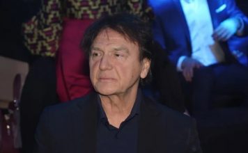 “Tražiću alimentaciju za sve ove godine, skupo će mi platiti” Ovaj pevač JE sin Zdravka Čolića: “Zašto ćuti o tome da mi je tata?”Kad vidite ko je u pitanju zanijenit ćete krio sve ove dodine!!!!