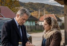 Kirurg je kupio bocu mlijeka od mlade djevojke sa sela. Sekundu kasnije, kad je ugledao njezinu ruku, ostao je bez riječi…