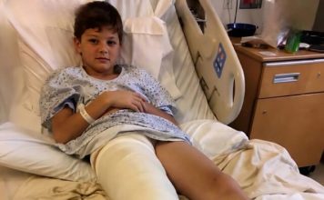Otišla sam u bolnicu da se brinem o sinu koji je imao slomljenu nogu, ali medicinska sestra mi je krišom gurnula komadić papira u ruku i šapnula: „Laže. Provjerite kameru iz sobe u 3 ujutro.“ 😰😨