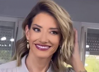 Nos nije mogao stati u kadar, zubi kao raspored časova: Evo kako je Jovana Joksimović izgledala prije 18 godina, isplivala nikad viđena slika, Željko je ne bi ni pogledao