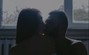 Intimni odnos nakon 40-e može biti bolji nego ikad, ali samo ako ne pravite ovih pet kobnih propusta