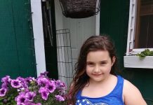 Godinama mi je suprug zabranjivao fotografirati našu 9-godišnju kćer. Jednog dana potajno sam objavila njezinu fotografiju na Facebooku. Dva sata poslije nazvala me nepoznata žena: „Odmah izbrišite tu fotografiju! Nemate pojma koga odgajate u svojoj kući!” Kad je moj suprug čuo njezino ime, pao je na koljena i briznuo u plač…